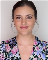 Kori Krueger Headshot