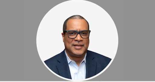 Melvin Howard Headshot