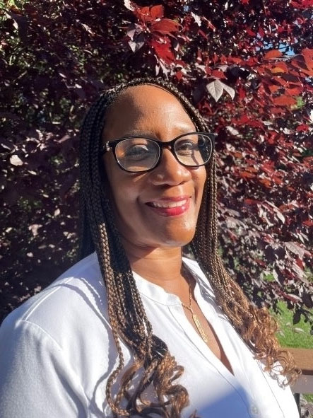 Photo of Dr. Dionne Thorne