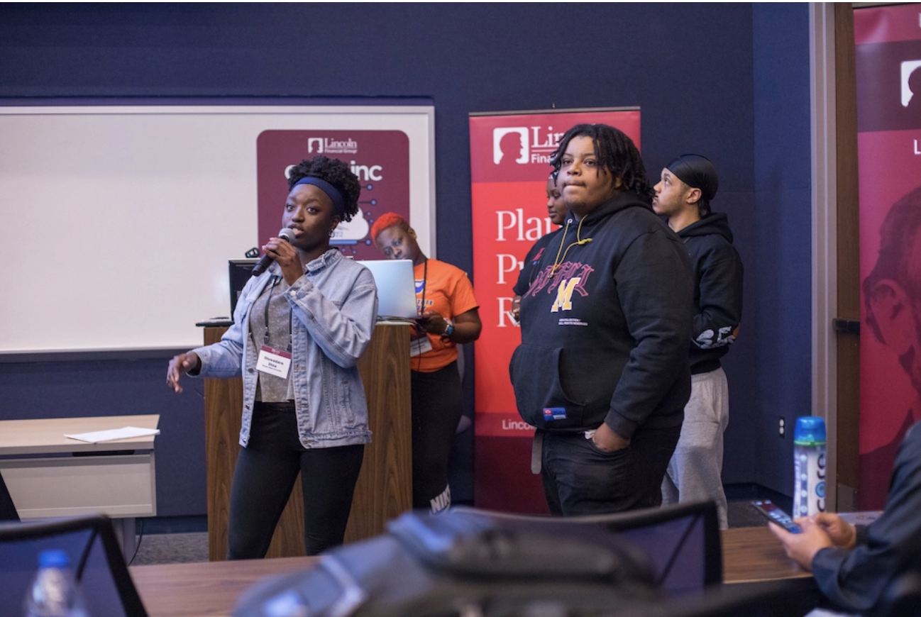 Dina & Cusaac at Hackathon